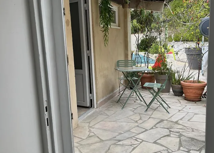 Olmareddu Penzion Alata