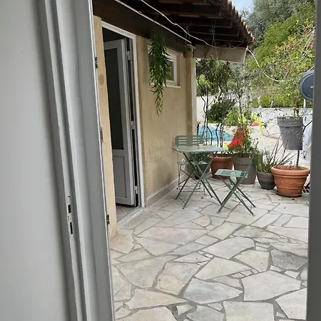 Olmareddu Guest house Alata